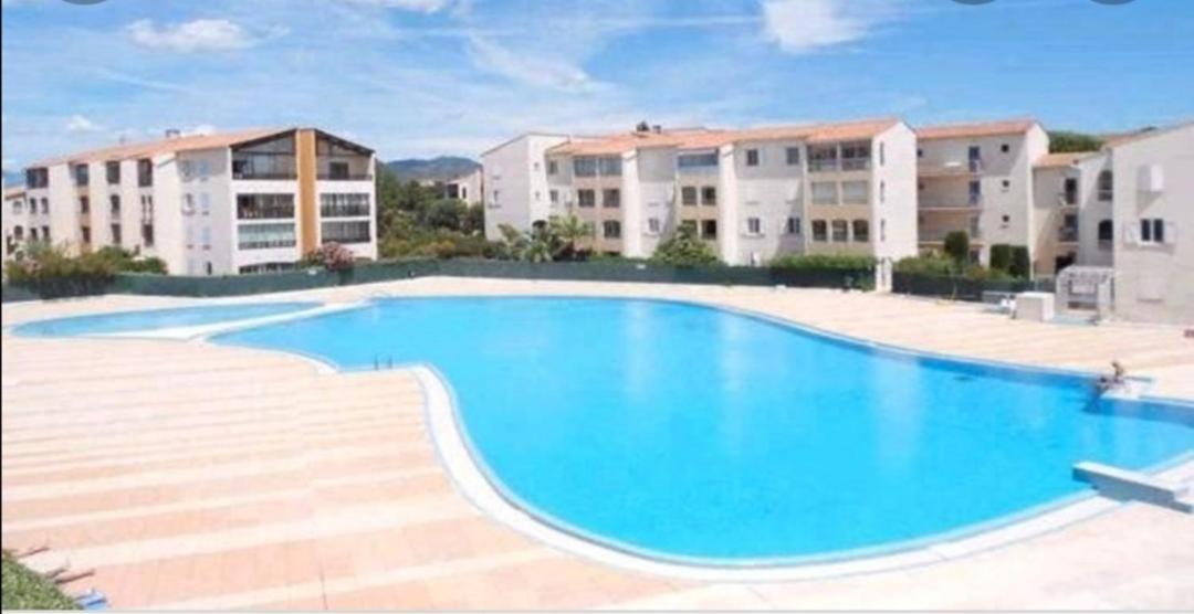 Appartement Au Lagon Bleu A Frejus, Garage, Tennis & Piscine 1200 M2 Екстер'єр фото